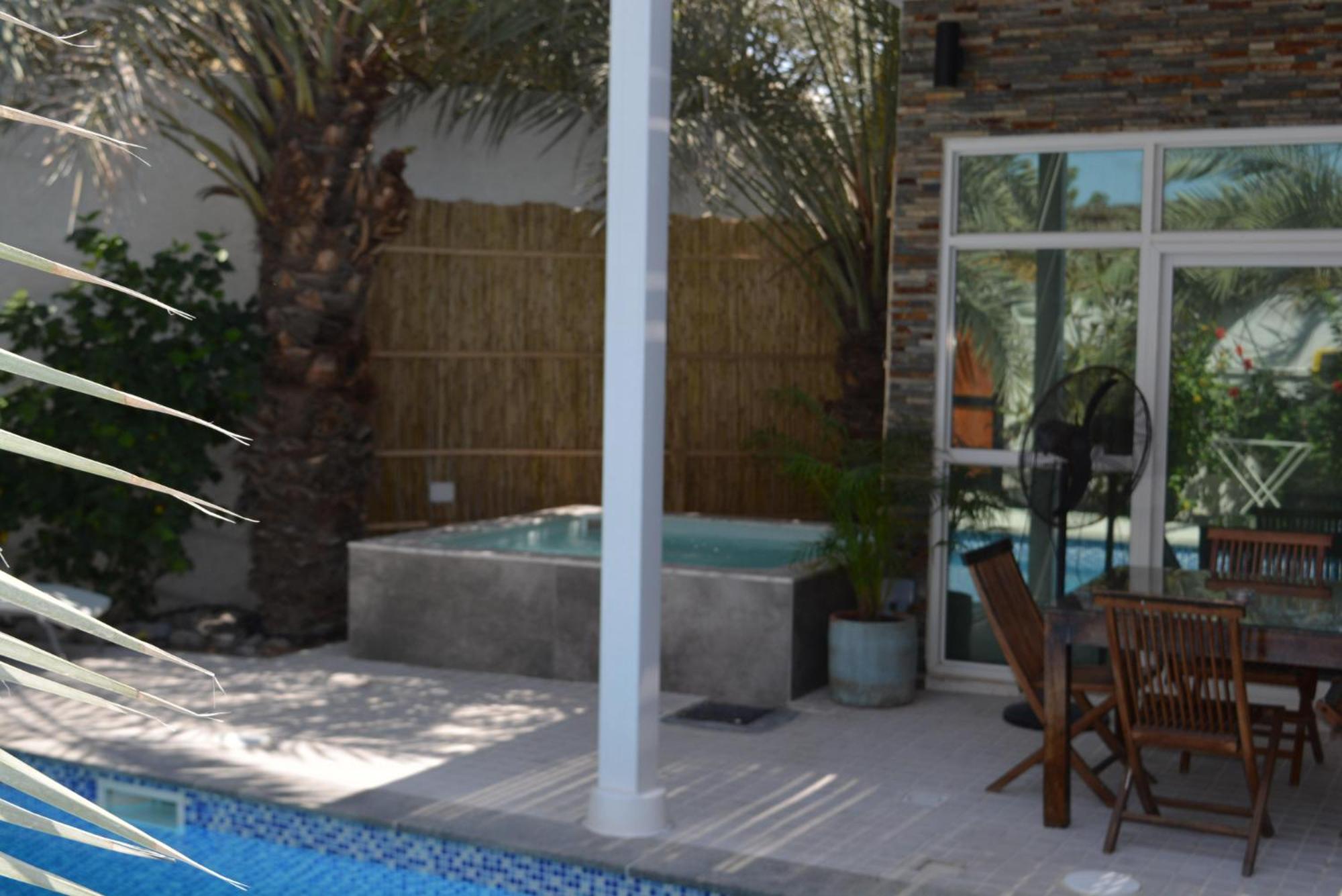 Dar 66 Pool Chalets With Jacuzzi 拉斯阿尔卡麦 外观 照片